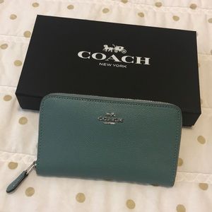 COACH Medium Zip Around Wallet